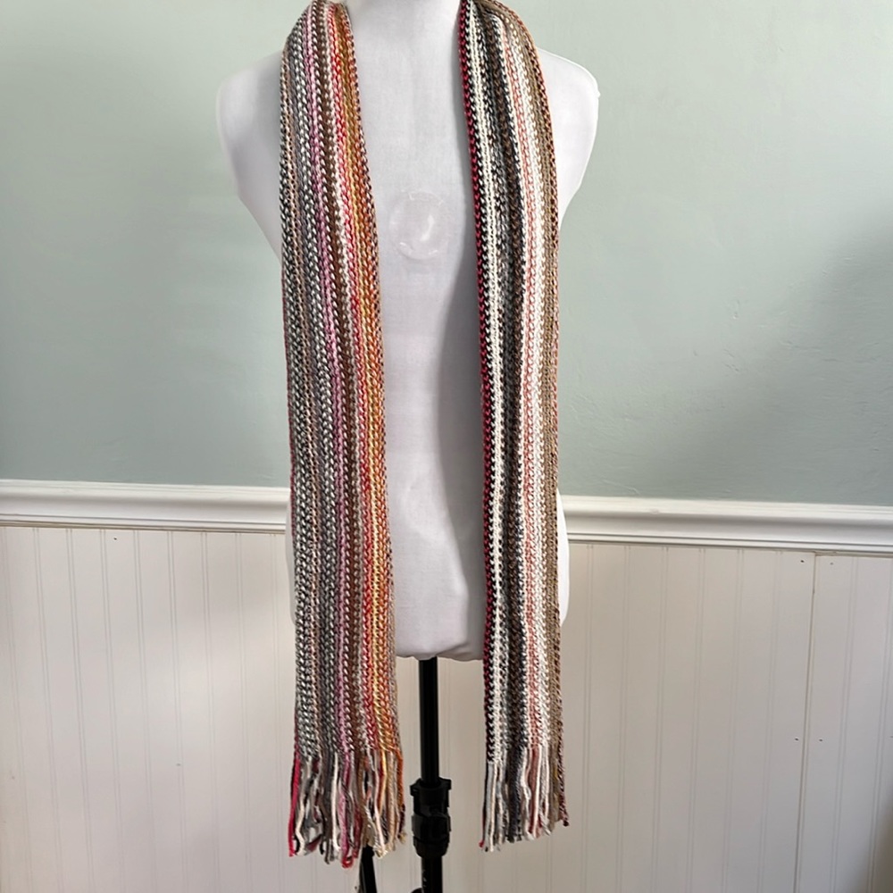 2Chic | NWT | Multicolor Knit Scarf